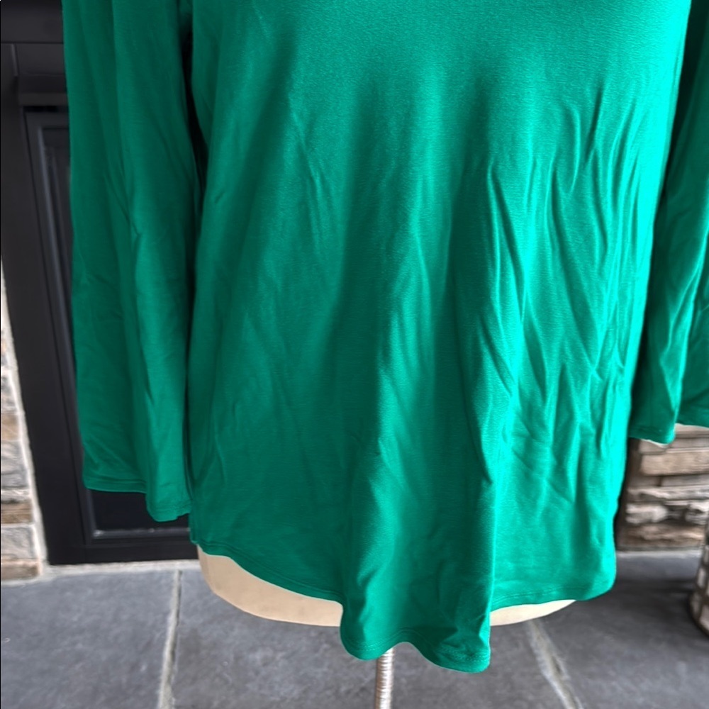Cupio Vibrant Green Women's Blouse - Picture 5 of 10